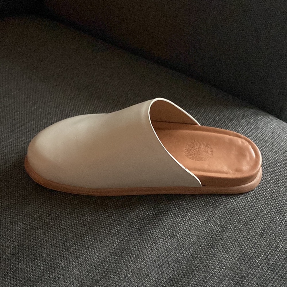 Brand New Wal & Pai Clogs